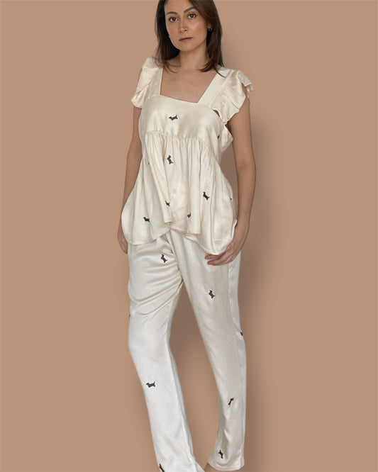 SET PJ SALCHICHA PANTALÓN + BLUSA ARANDELA IVORY